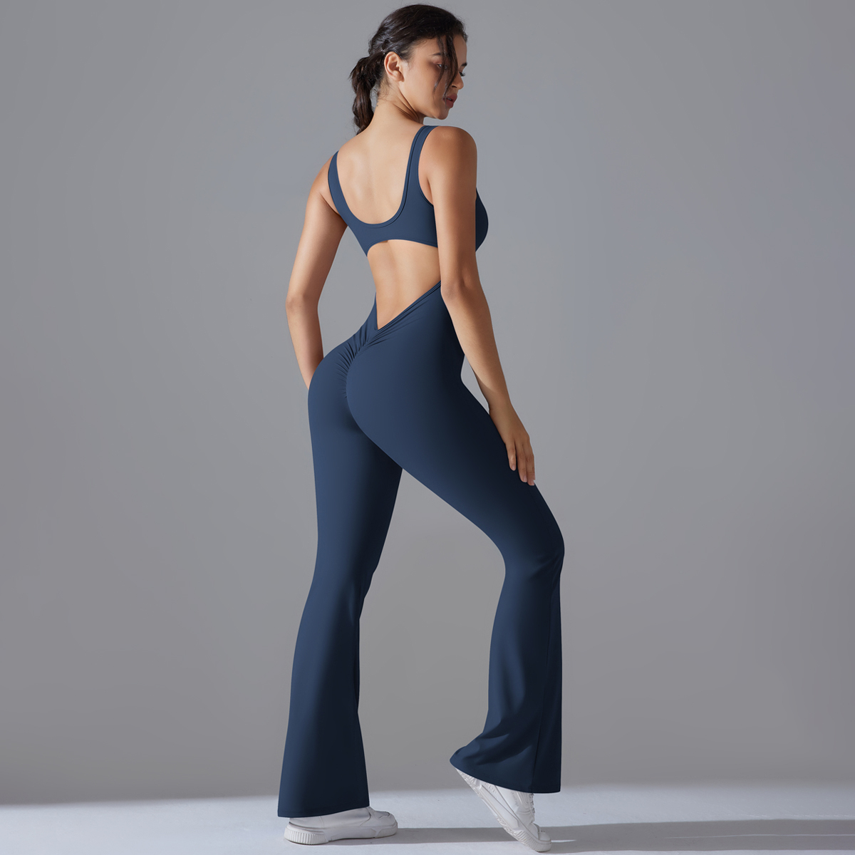 Tuta sexy con scollo a V poste - Yoga Và Fitness recensione e prezzo