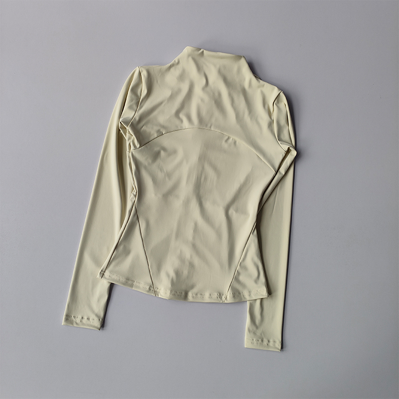 Giacca sportiva da donna Zip F - Yoga Fitness Jacket recensione e prezzo