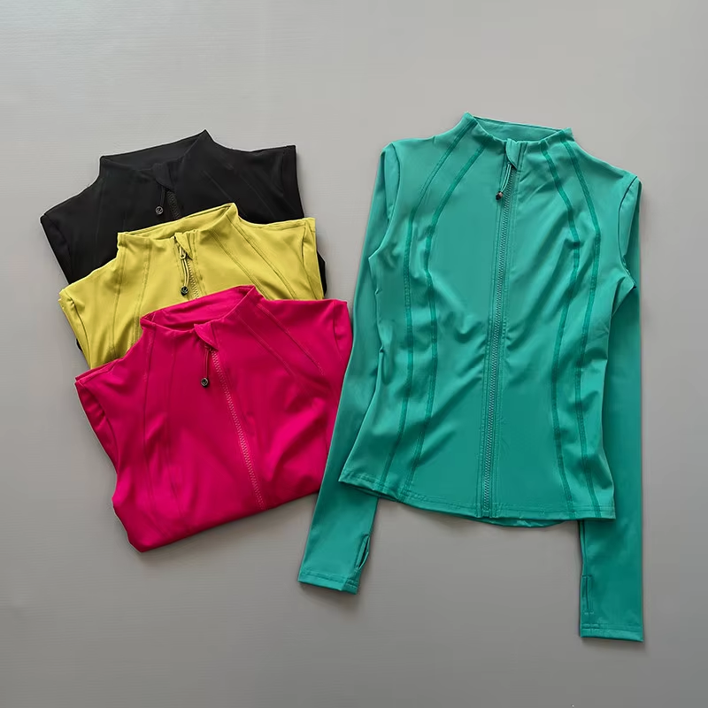 Giacca Sportiva da Donna con Z - Yoga Fitness Jacket recensione e prezzo