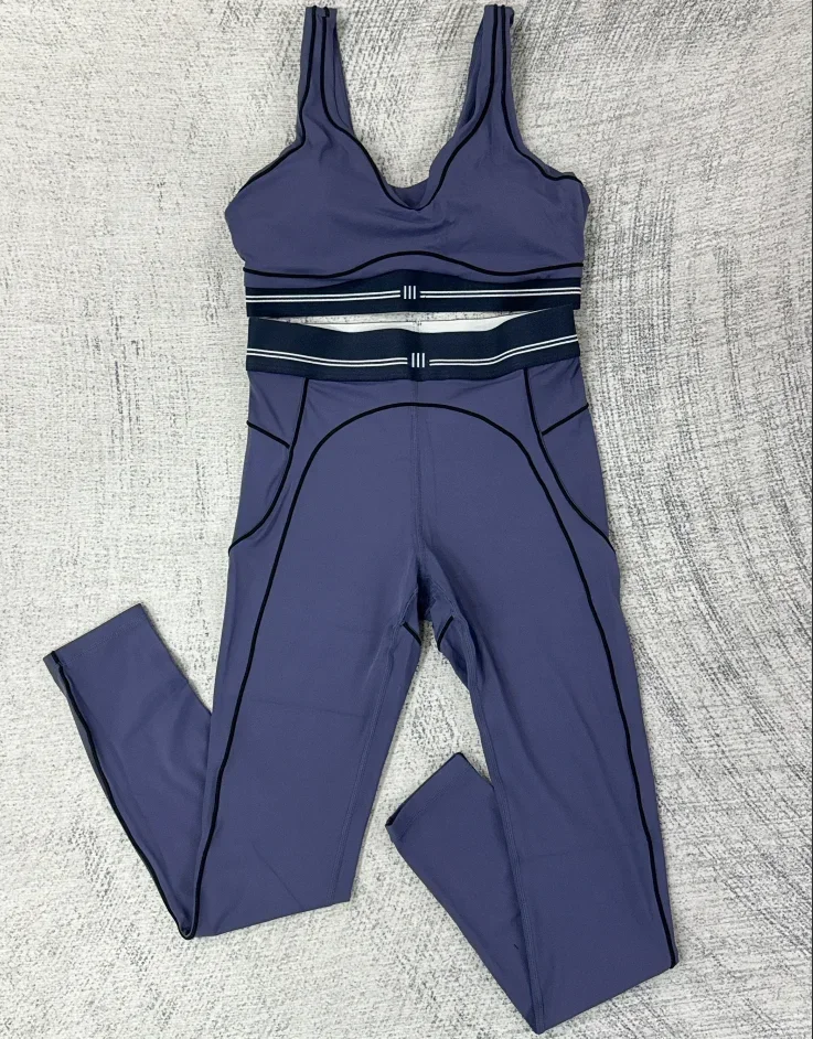 Completo Sportivo Due Pezzi: T - Yoga Và Fitness recensione e prezzo